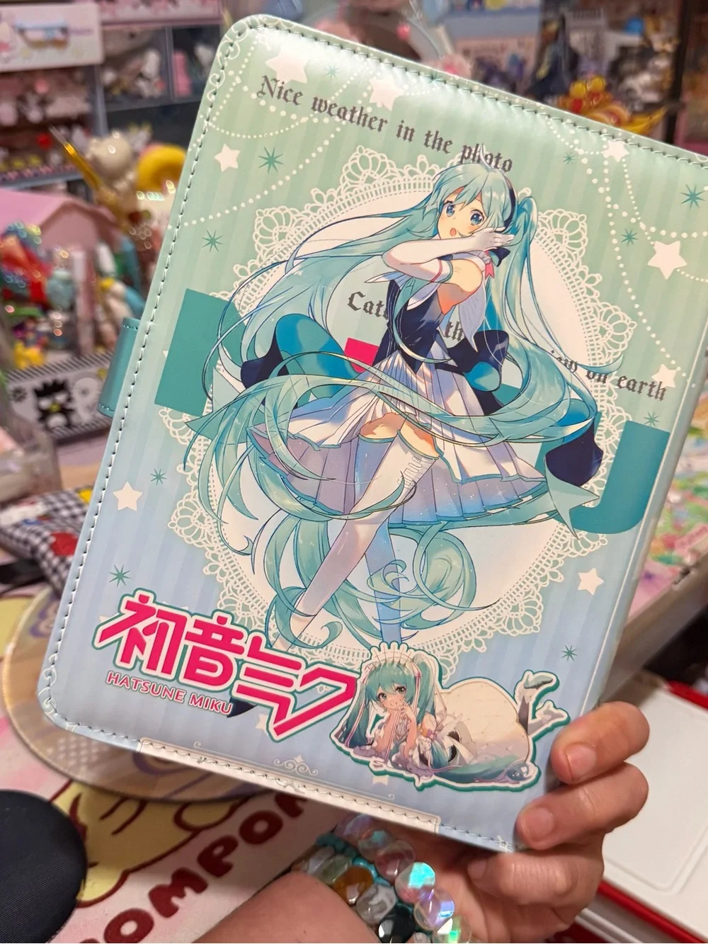 Hatsune Miku Notebook Binder